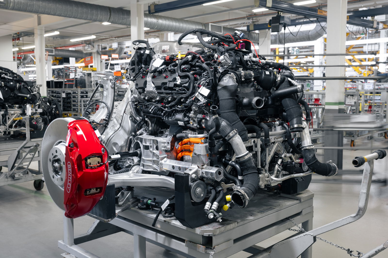 Bentley V8 hybrid